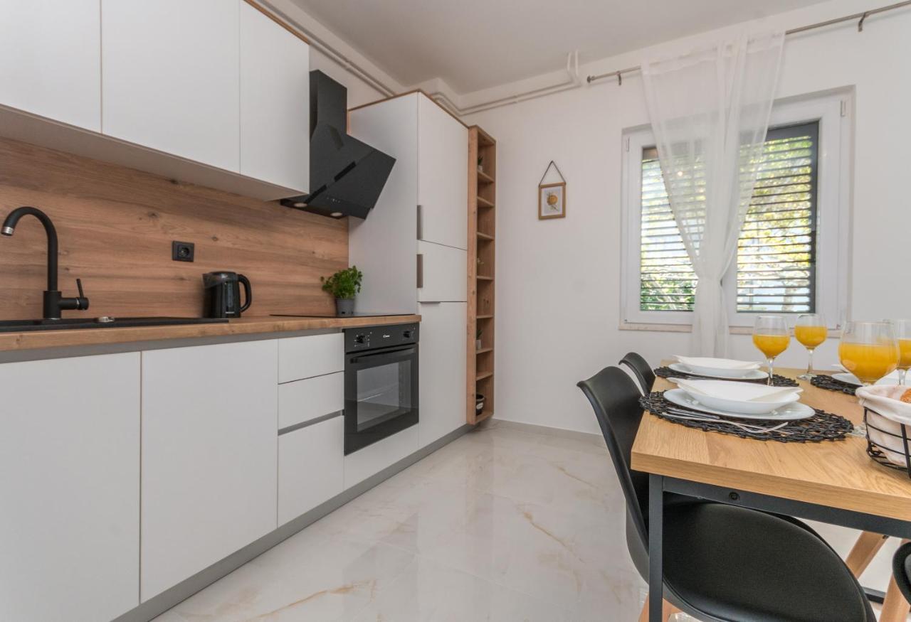 Apartmani A&M Biograd Na Moru Exterior photo
